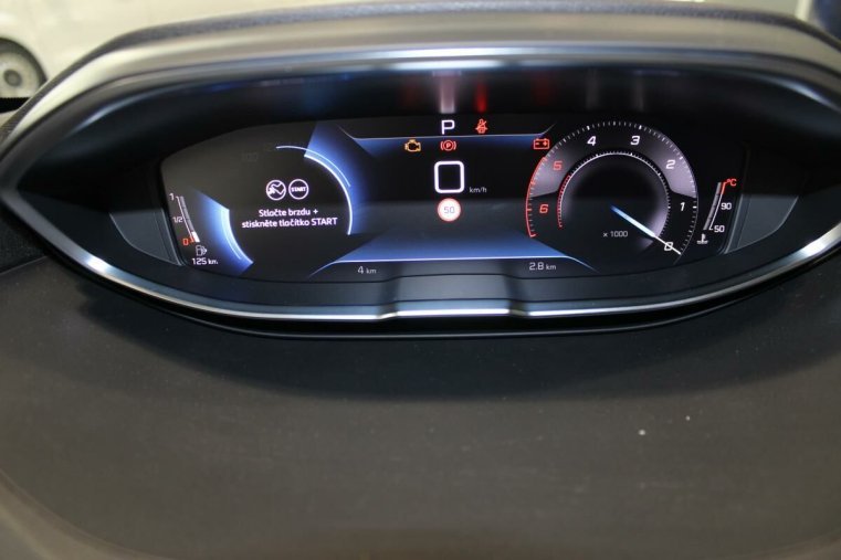 Peugeot 5008, Peugeot 5008 GT BlueHDi 130 S&S EAT8, barva černá