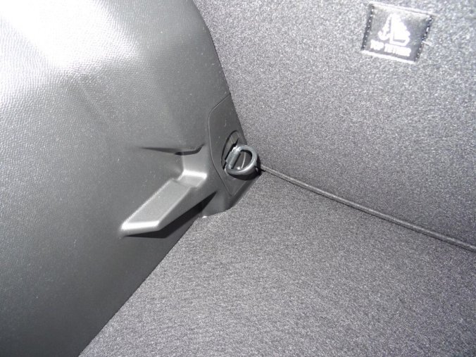 Peugeot 2008, Peugeot 2008 STYLE PureTech 100k MAN6, barva šedá