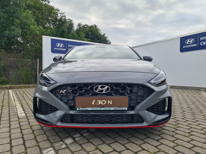 Hyundai i30, 2,0 T-GDI 206 kW MT, barva šedá