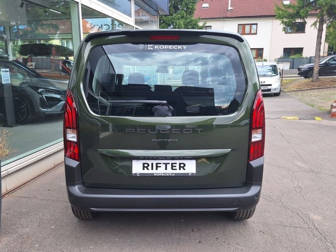 Peugeot Rifter, Peugeot Rifter ALLURE 1.2 PT 110k MAN6, barva modrá