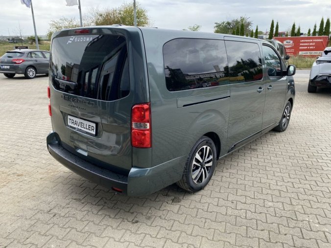 Peugeot Traveller, Peugeot Traveller Allure Long 2.0BlueHDi 180EAT8, barva zelená