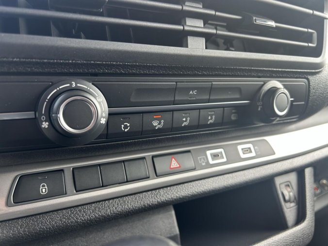 Peugeot Expert, Peugeot Expert Polocombi FLEXI L3 2.0 HDi 145, barva bílá