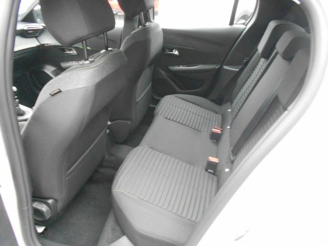 Peugeot 208, Peugeot 208 ACTIVE PACK PureTech 75 S&, barva bílá