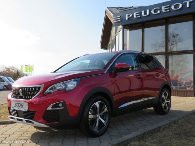 Peugeot 3008, ALLURE 1,2 PureTech 130k M6 Ků, barva červená