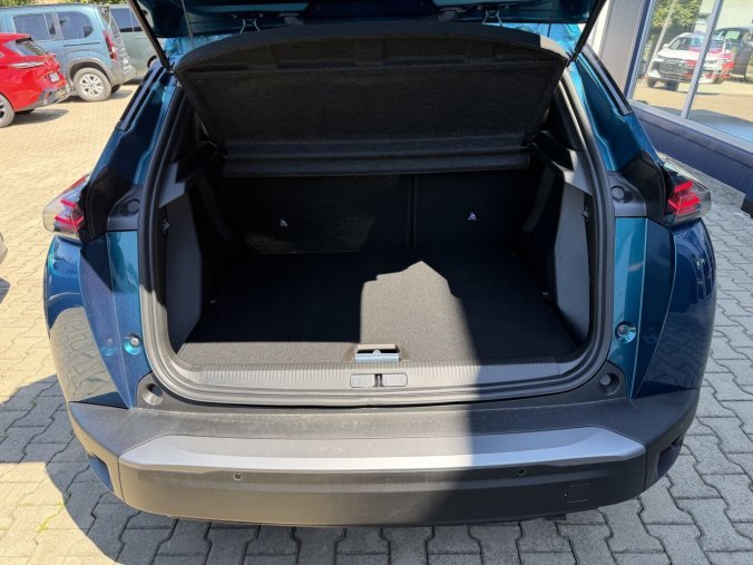 Peugeot 2008, Peugeot 2008 ALLURE Turbo 100 MAN6, barva modrá