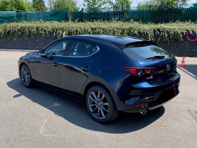 Mazda 3, 2.0G122 AT, barva modrá