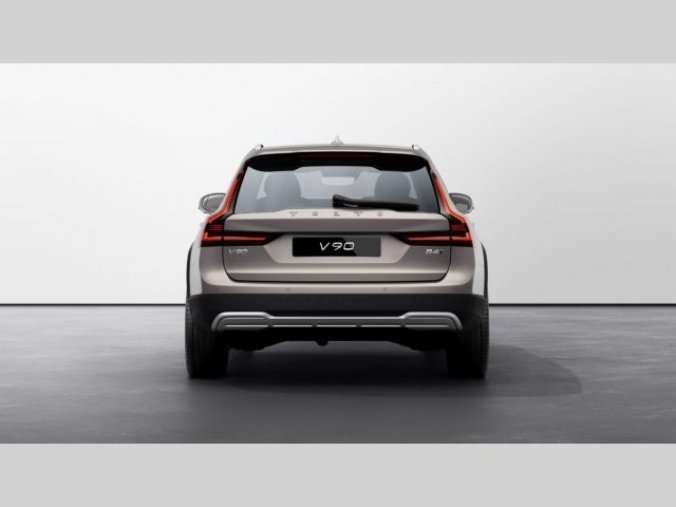 Volvo V90, B4 2.0L 197+14 HP AT8 AWD CROS, barva stříbrná