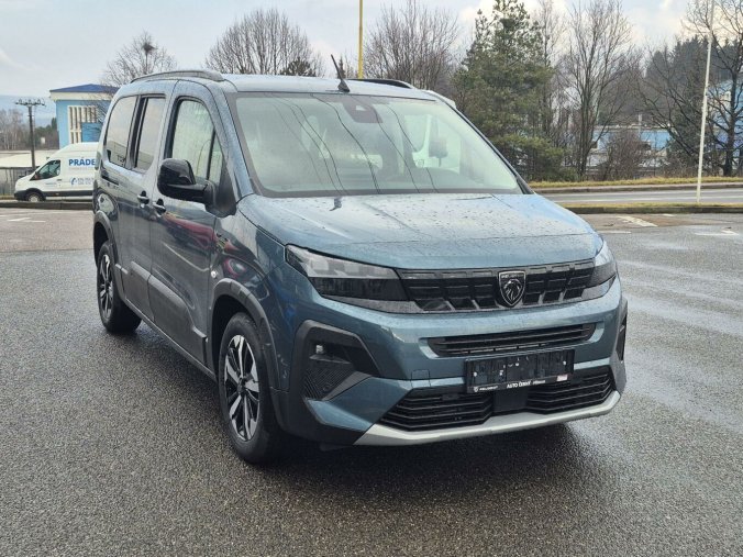 Peugeot Rifter, Peugeot Rifter LONG GT BlueHDi 130 S&S EAT8, barva modrá