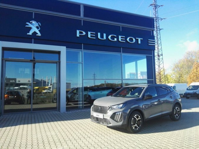 Peugeot 2008, Peugeot 2008 ALLURE 1.2I 130K AUT8, barva šedá