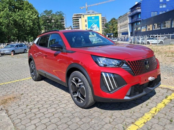 Peugeot 2008, Peugeot 2008 2008 ALLURE PureTech 100 S&amp, barva červená
