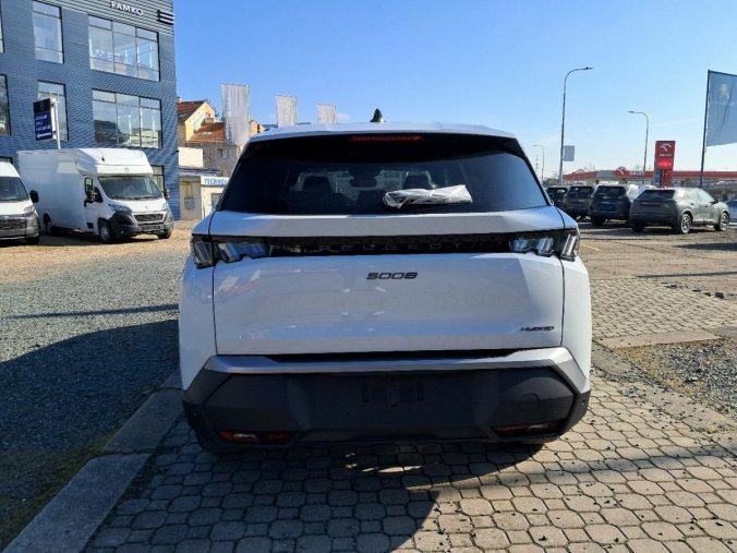 Peugeot 5008, Peugeot 5008 5008 ALLURE Hybrid 136 e-DCS6, barva bílá