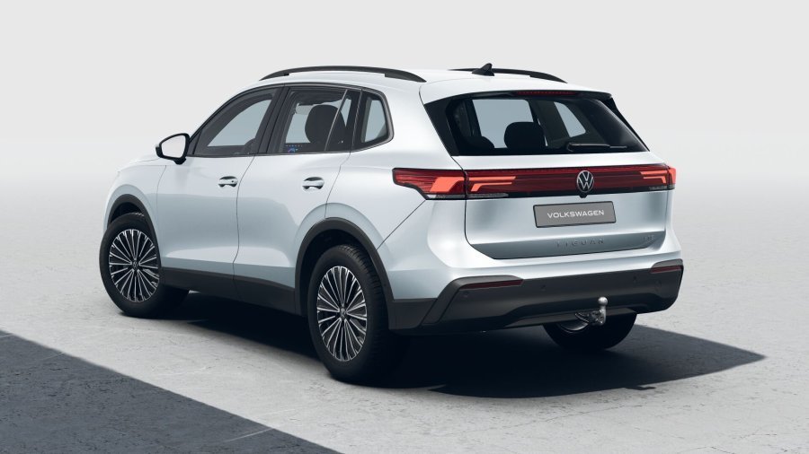Volkswagen Tiguan, Tiguan People 1,5 eTSI 110 kW mHEV, barva stříbrná