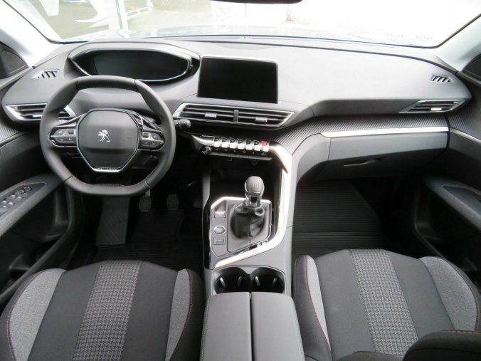 Peugeot 5008, Peugeot 5008 ACTIVE PACK 1.2 PT 130K MAN6, barva šedá