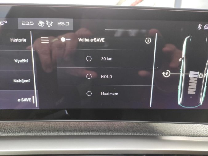 Peugeot 5008, Peugeot 5008 GT Plug-in HYBRID 195k  e-DCS7, barva šedá