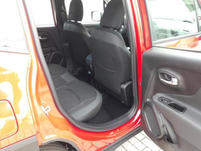 Jeep Renegade, 1.0 120PS LIMITED 4x2, barva červená