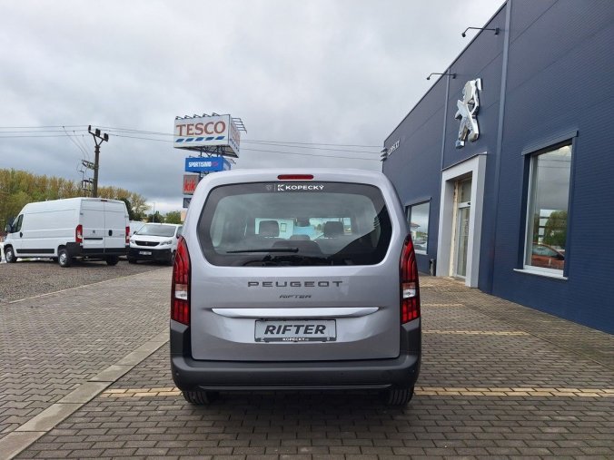 Peugeot Rifter, Peugeot Rifter LONG ALLURE BHDi 130 EAT8, barva šedá