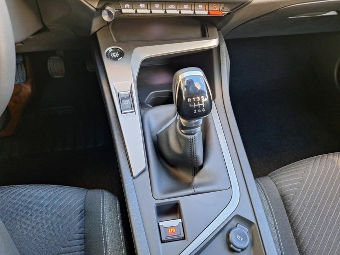Peugeot 308, Peugeot 308 SW ACTIVE 1.2 PT 130K MAN6, barva modrá