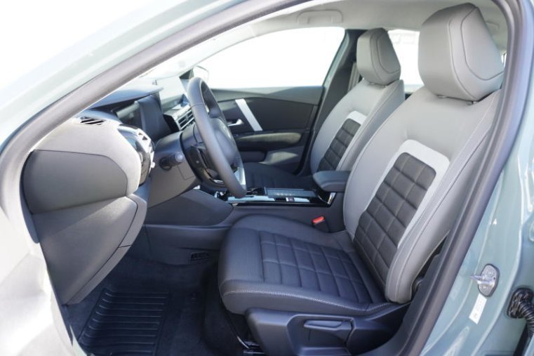 Citroën C4 Picasso, Plus Hybrid 136 ë-DCS6, barva zelená