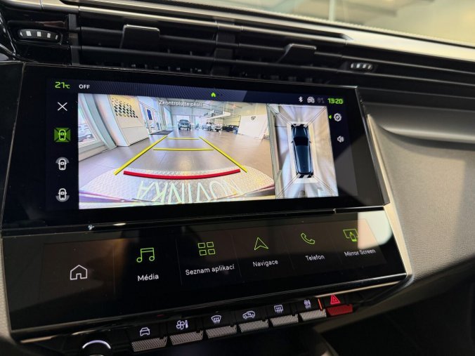 Peugeot 308, Peugeot 308 SW GT Hybrid 145 e-DCS6, barva červená