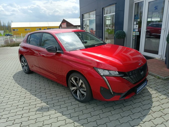 Peugeot 308, Peugeot 308 ALLURE 1.2 PureTech 130k MAN6, barva červená