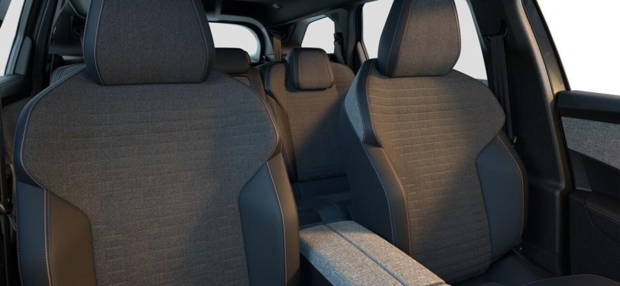 Peugeot 5008, Peugeot 5008 ALLURE Hybrid 145 e-DCS6, barva šedá