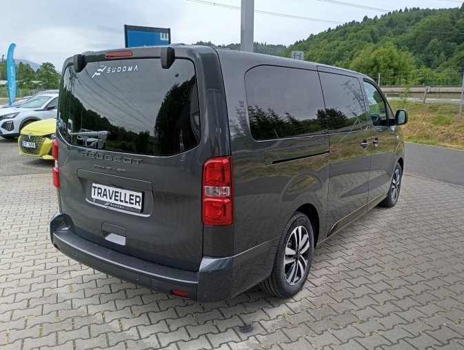 Peugeot Traveller, Peugeot Traveller Active Long 2.0 BlueHDi 180, barva šedá