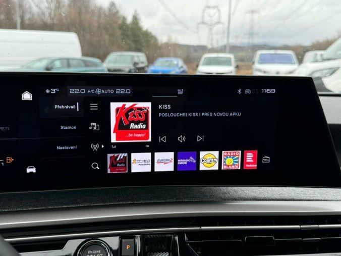 Peugeot 5008, Peugeot 5008 5008 ALLURE Hybrid 136 e-DCS6, barva bílá