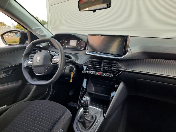 Peugeot 208, Peugeot 208 STYLE 1.2 TURBO 100k MAN6, barva šedá