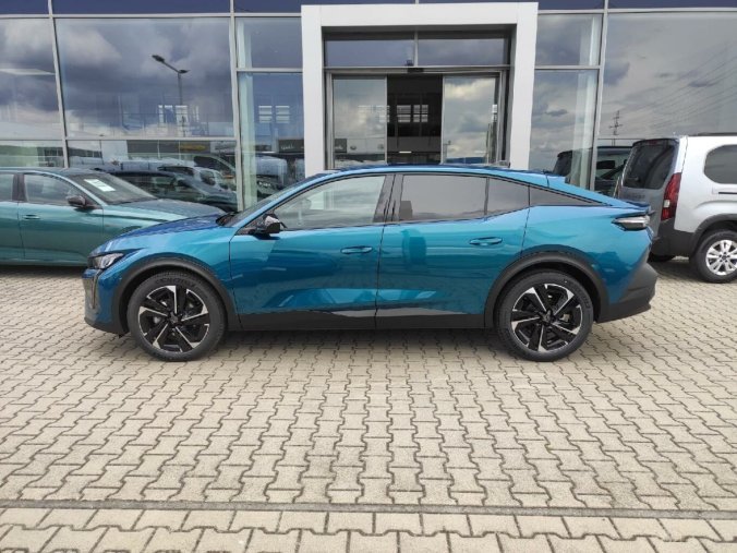 Peugeot 408, Peugeot 408 ALLURE 1.2 145k AUT6, barva modrá