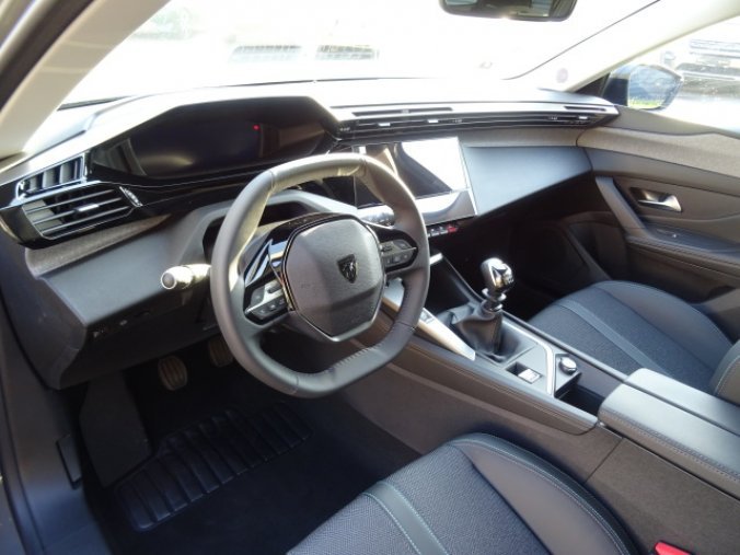 Peugeot 308, SW ALLURE 1.2PT 130k MAN6, barva šedá