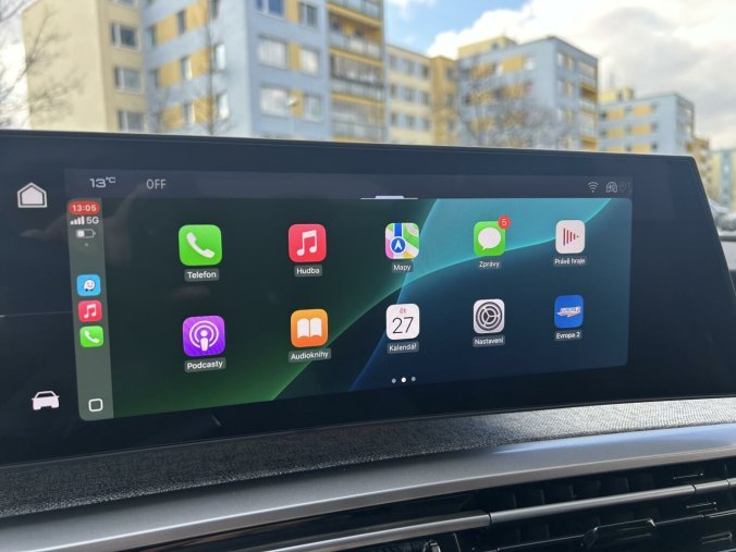 Peugeot 5008, Peugeot 5008 ALLURE Hybrid 145k e-DCS6, barva bílá