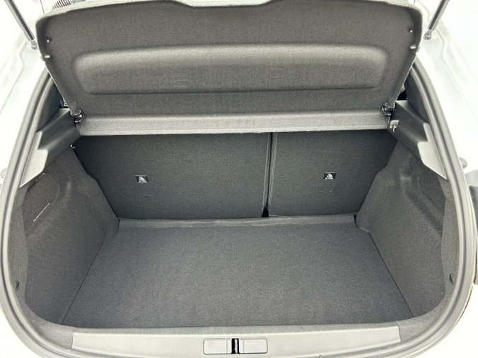 Peugeot 208, Peugeot 208 STYLE PureTech100 MAN6, barva bílá