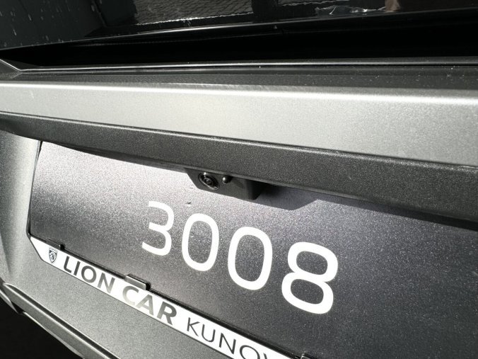Peugeot 3008, Peugeot 3008 ALLURE Hybrid 136k, Automat, barva černá