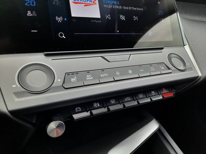 Peugeot 308, Peugeot 308 SW ALLURE 1,5 BHDi 130k EAT8, barva červená