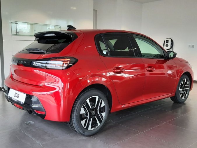Peugeot 208, Peugeot 208 ALLURE 1.2 PT 100k MAN6, barva červená