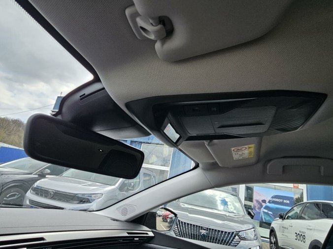 Peugeot 408, Peugeot 408 ALLURE Hybrid 145 e-DCS6, barva modrá