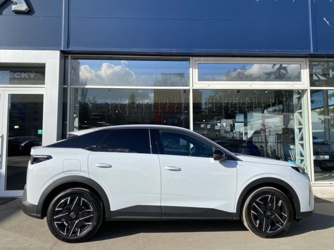 Peugeot 3008, Peugeot 3008 ALLURE Hybrid 145 e-DCS6, barva bílá