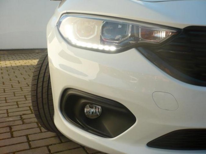 Fiat Tipo, SW 1.4 95k Street, barva bílá