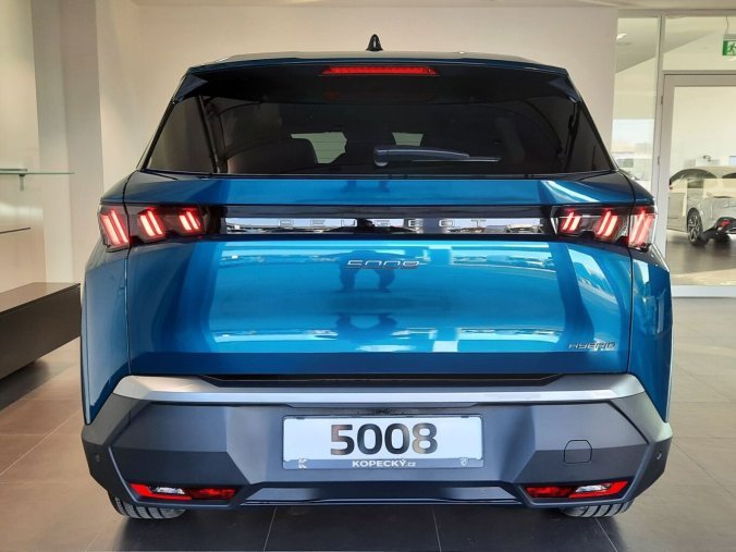Peugeot 5008, Peugeot 5008 5008 ALLURE Hybrid 145 e-DCS6, barva modrá