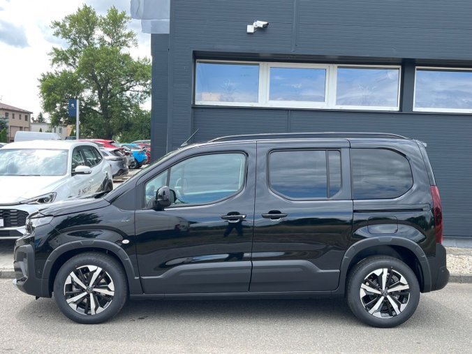 Peugeot Rifter, Peugeot Rifter  GT BlueHDi 130 S&S EAT8, barva černá