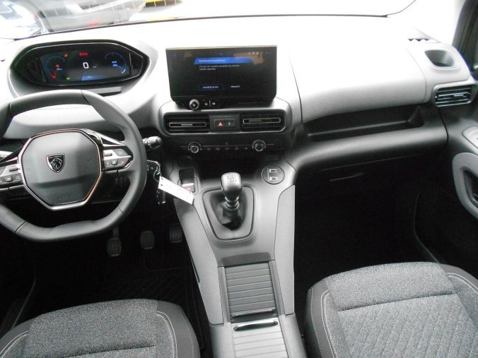 Peugeot Rifter, Peugeot Rifter LONG ALLURE BlueHDi 100 S&S MA, barva zelená