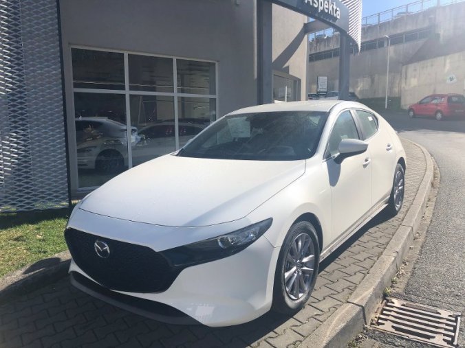 Mazda 3, 2.0i G 122 K, barva bílá