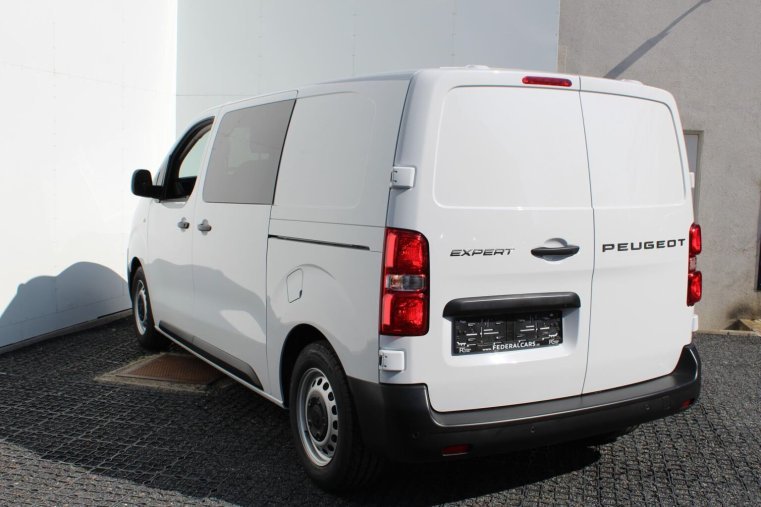 Peugeot Expert, Peugeot Expert Polocombi L2 2.0 BlueHDi 145 k, barva bílá