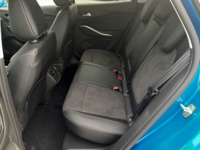Opel Grandland X, GS Line F 1.5 DTH S/S (96kW/ 1, barva modrá