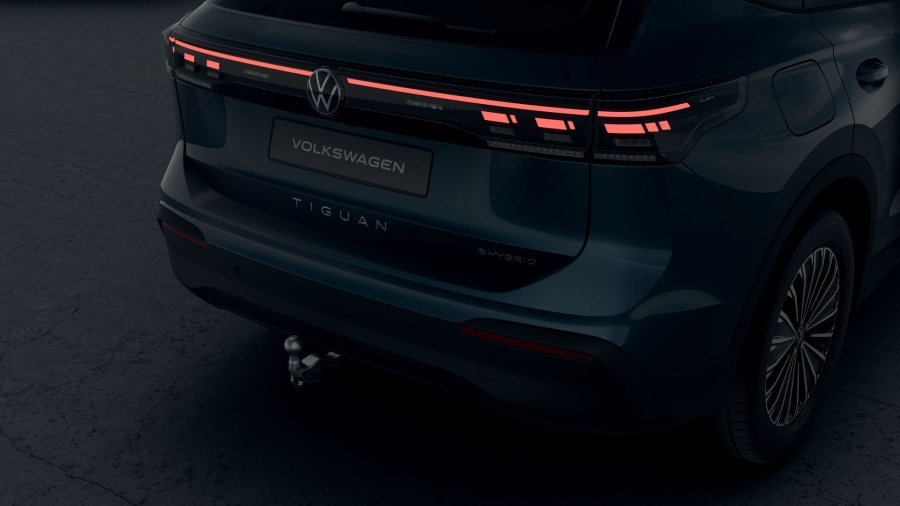 Volkswagen Tiguan, Tiguan People 1,5 TSI 150 kW eHybrid, barva modrá