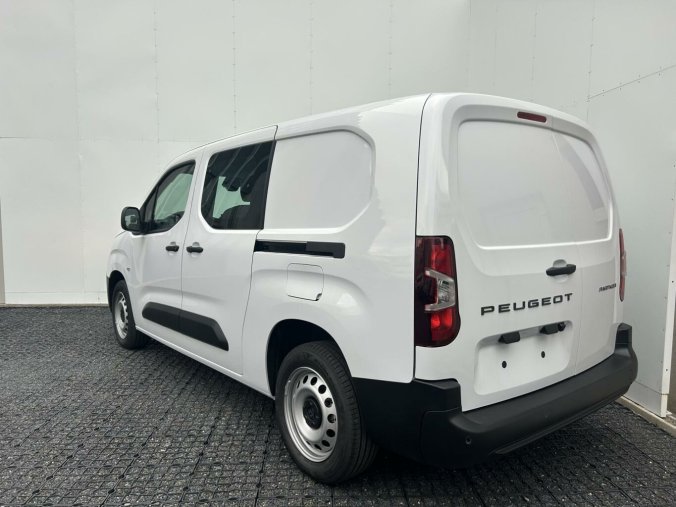 Peugeot Partner, Peugeot Partner Polocombi L2 1000 1.5 HDi 100k, barva bílá