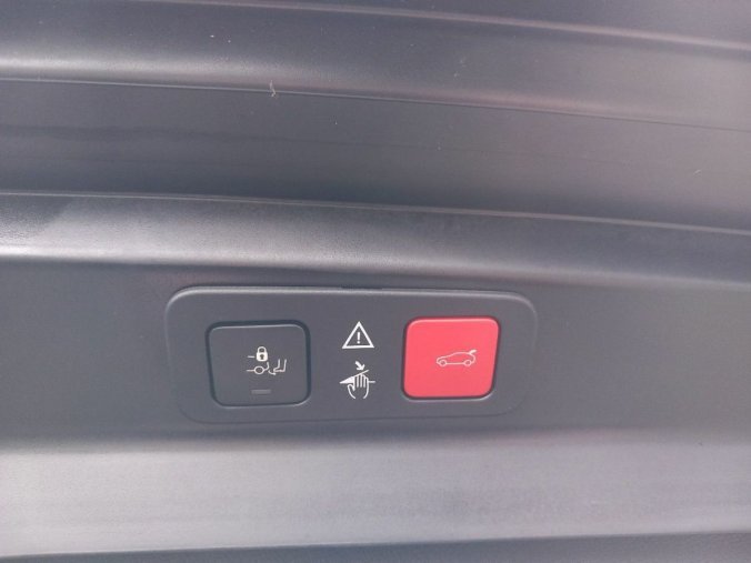 Peugeot 5008, Peugeot 5008 Allure Pack BlueHDI 130 S&, barva šedá