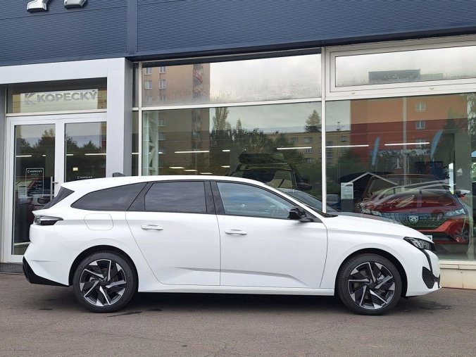 Peugeot 308, Peugeot 308 SW ALLURE 1.5 BHDi 130k EAT8, barva bílá
