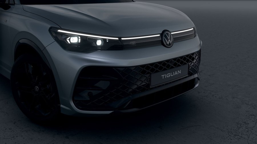 Volkswagen Tiguan, Tiguan R-Line People 2,0 TDI 142 kW 4MOT, barva stříbrná