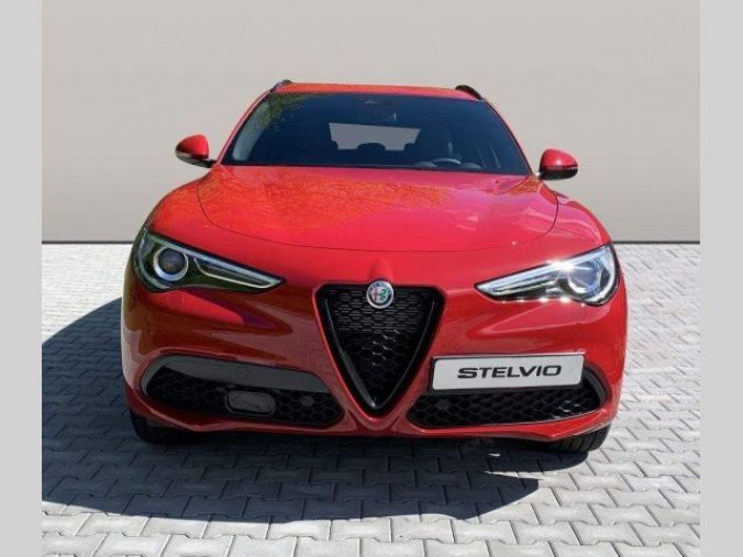 Alfa Romeo Stelvio, 2.0 Turbo 280k Q4 VELOCE, barva červená